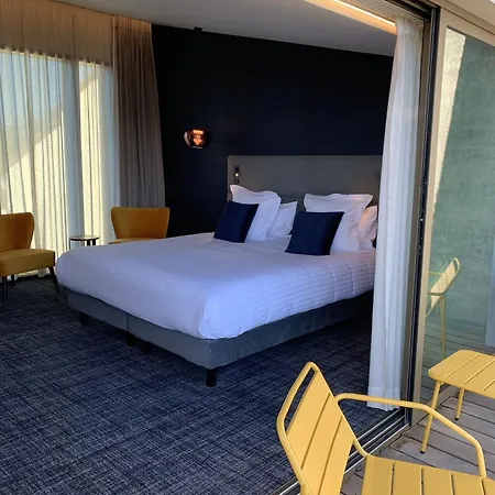 La Maison Bord'eaux Szálloda 4*